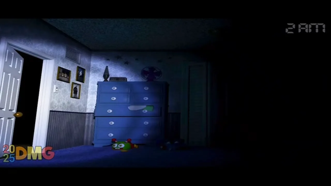 Five Nights at Freddy's 4 screenshot 4